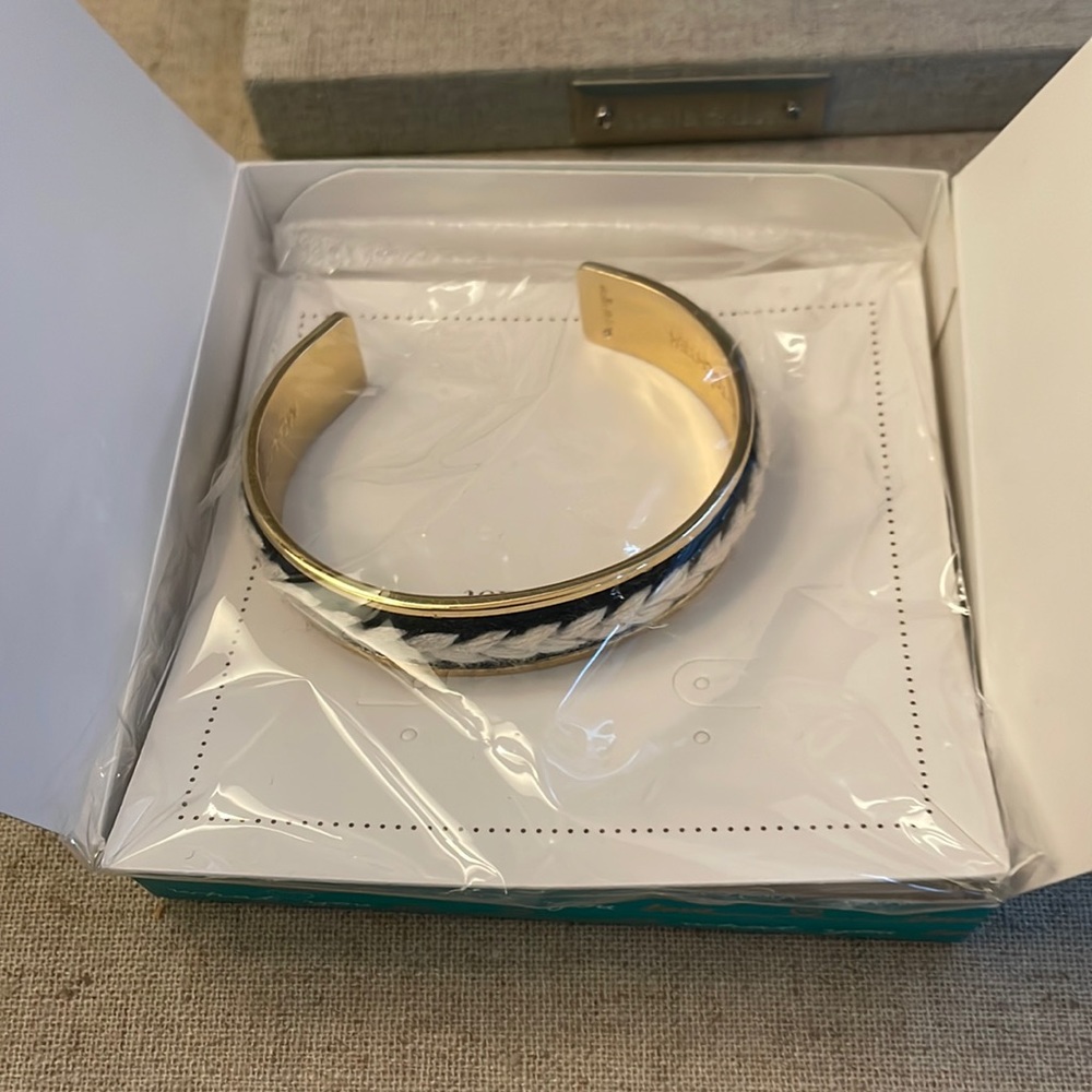 Stella & Dot Illuminate Cuff